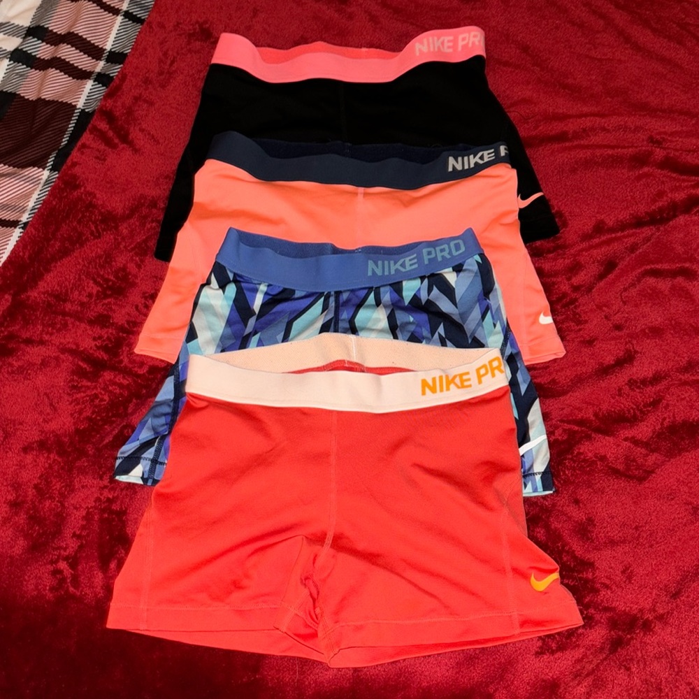 barely worn - like new Nike Pro Dri-Fit short BUNDLE! - Picture 1 of 5